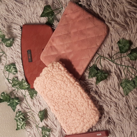 IPSY Bags - 3 in bundle - Picture 2 of 2